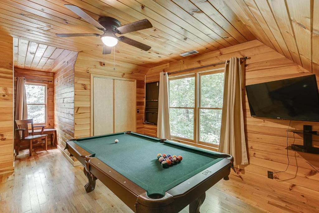 Cabin With Jacuzzi & Hydrotherapy Spanear Helen Cleveland Exterior foto
